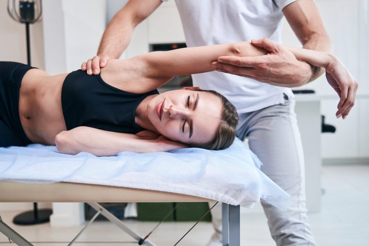 ile zarabia technik masażysta